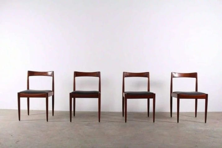 4 "ASTRID" rozenhouten stoelen