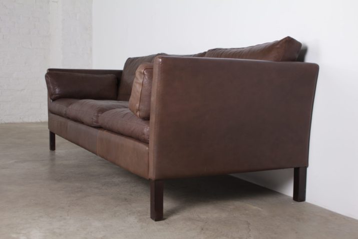 IMG danish vintage leather sofa mogensen style.4jpg