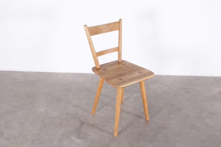 IMG chaises vintage bombenstabil stoelker precurseur.5jpg