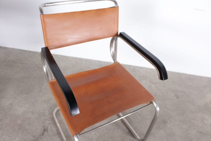 Marcel Breuer fauteuils cantilever D40 cuir Bauhaus 5