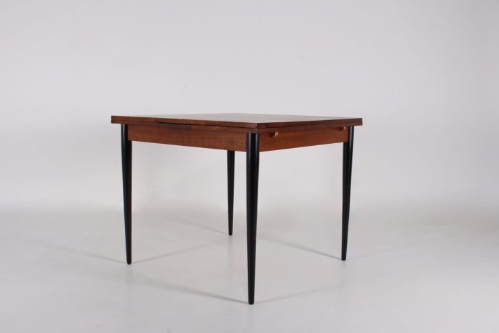 table carrée style hendrickx 2allongesIMG 9895