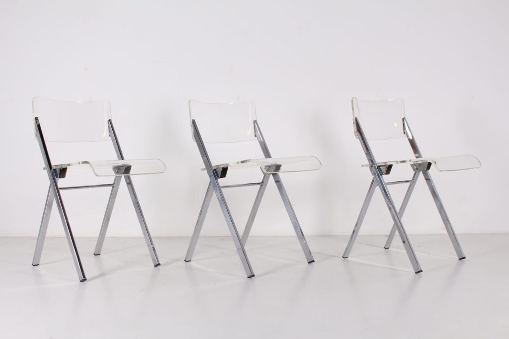chaises pliantes transparente plexiglas emile souply hiltonIMG 1348