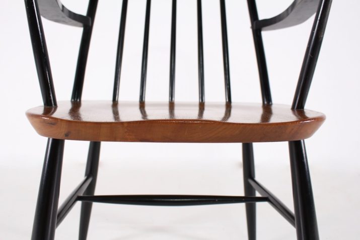 chaise fauteuils accoudoir noire style tapiovaaraIMG 2277