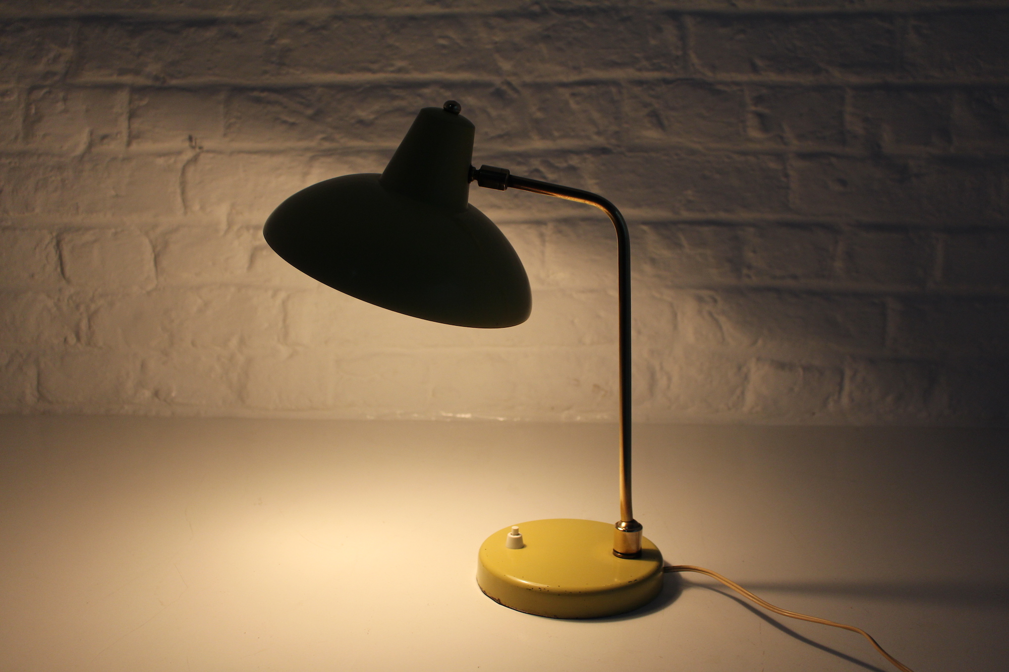 Table lamp with ball joints - Meubles Vintage