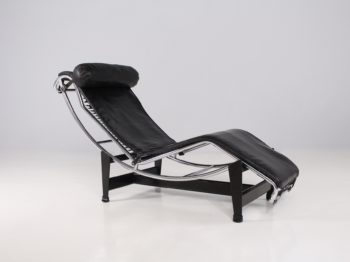 Chaise longue LC4 , Charlotte Perriand pour Le Corbusier.